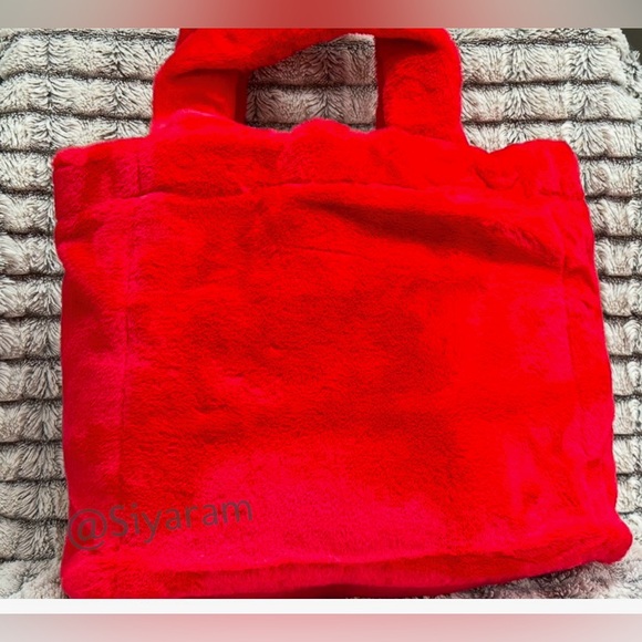 Carolina Herrera good girl tote - Picture 3 of 8